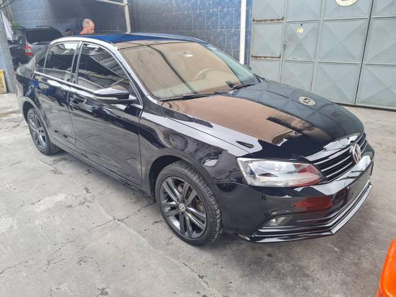 VOLKSWAGEN JETTA 2.0 TSI HIGHLINE 211CV GASOLINA 4P TIPTRONIC VOLKSWAGEN JETTA 2.0 TSI HIGHLINE 211CV GASOLINA 4P TIPTRONIC